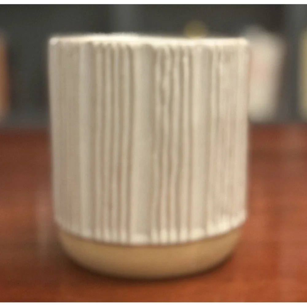 White Modern Pot with Vertical Lines 5.25